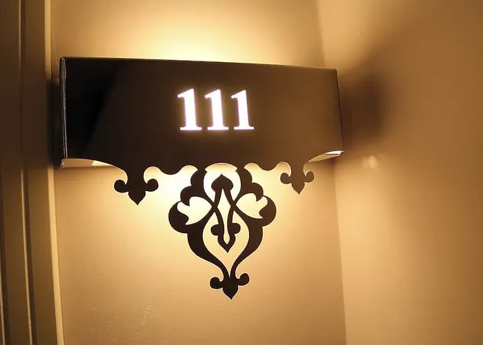 Coezel Sare Hotel 3*